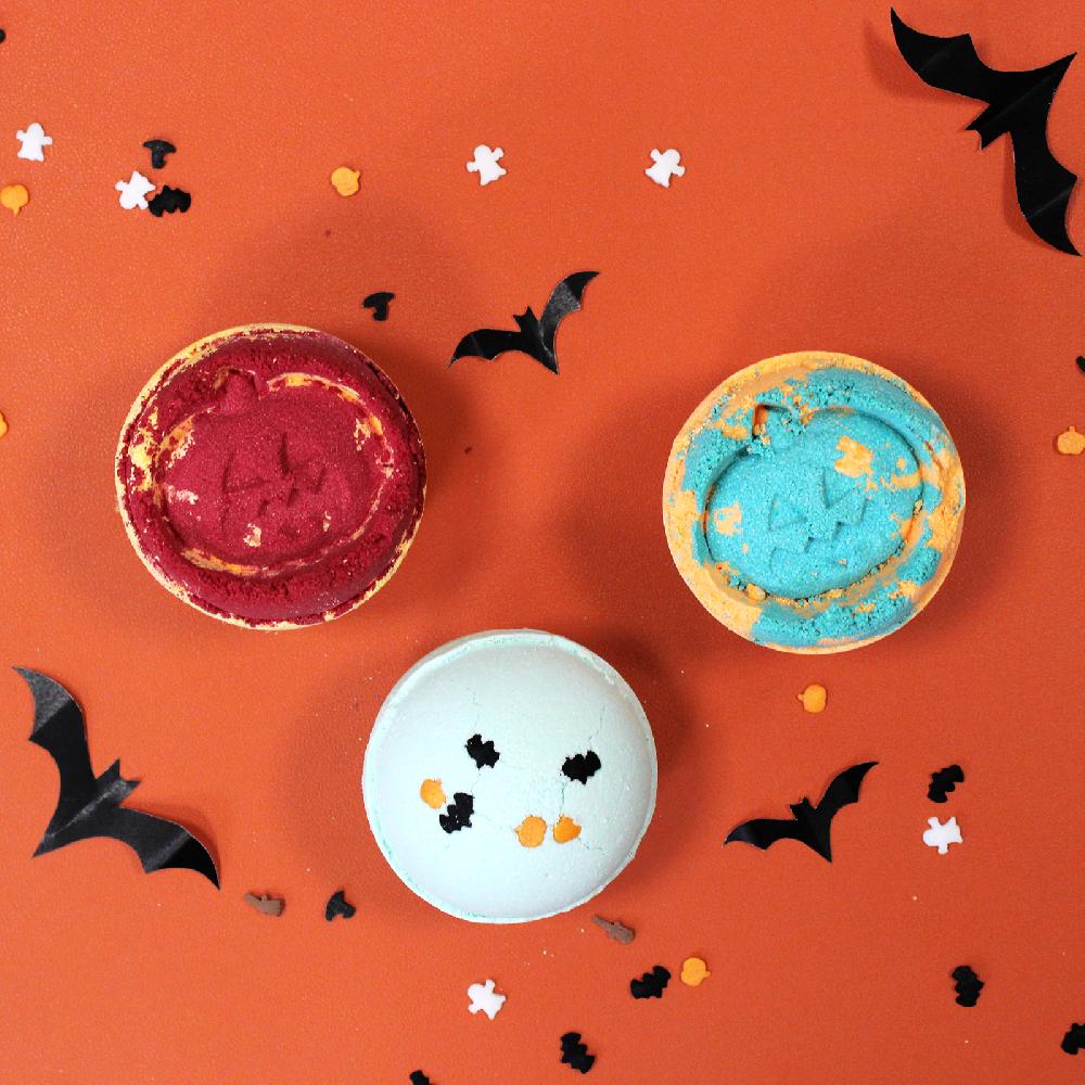 16x Coconut & Lime Halloween Bath Bomb