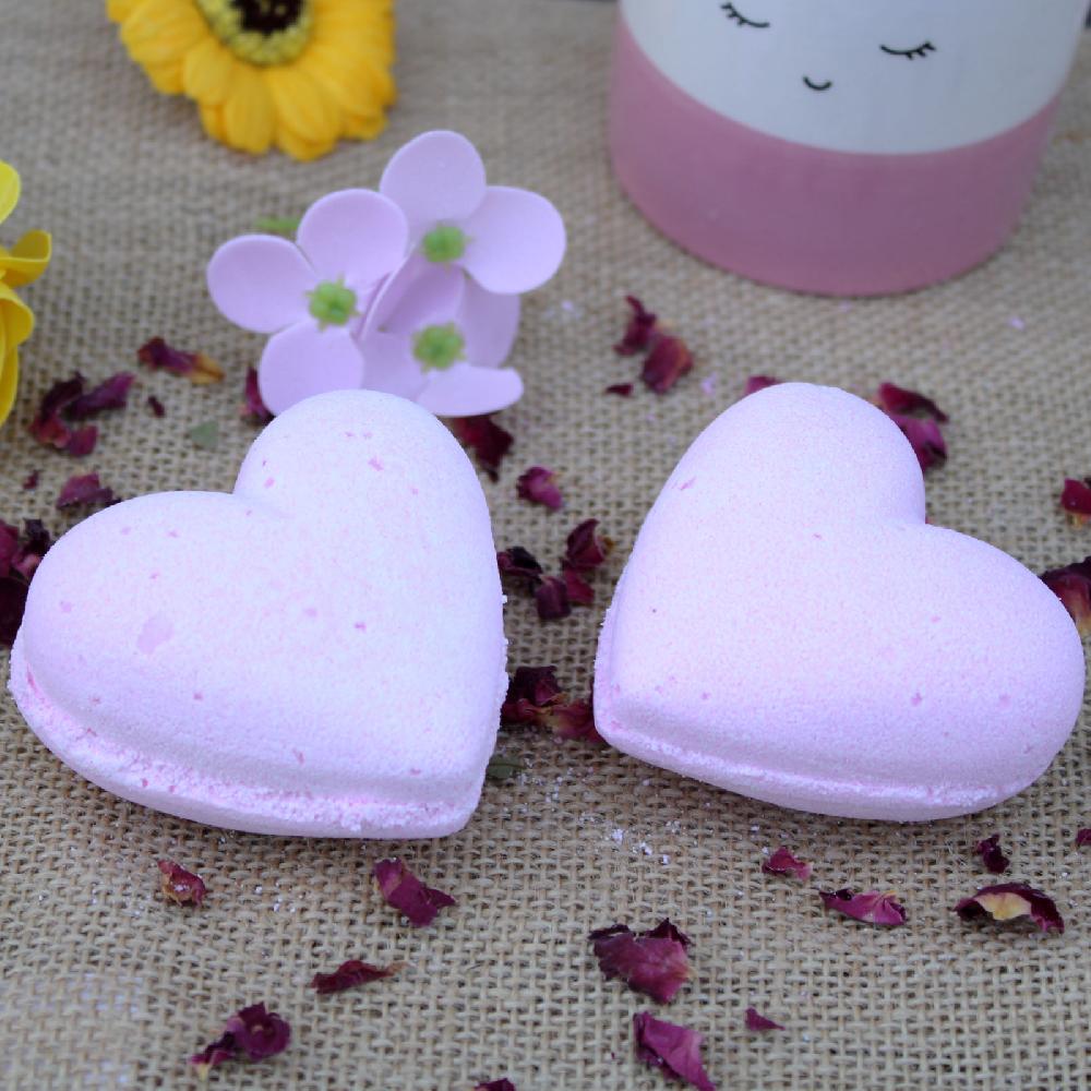16x Love Heart Bath Bomb 70g - Bubblegum