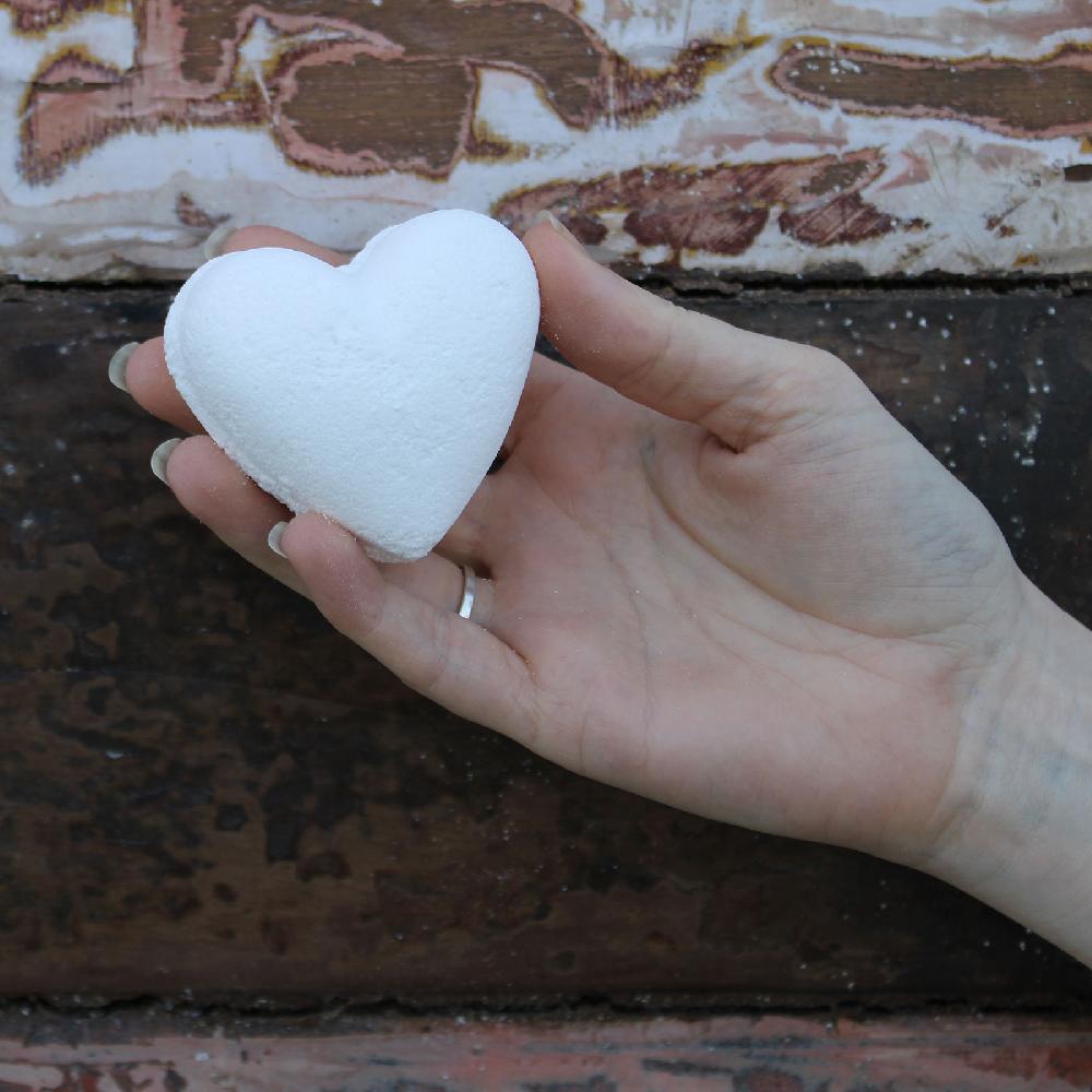 16x Love Heart Bath Bomb 70g - Coconut