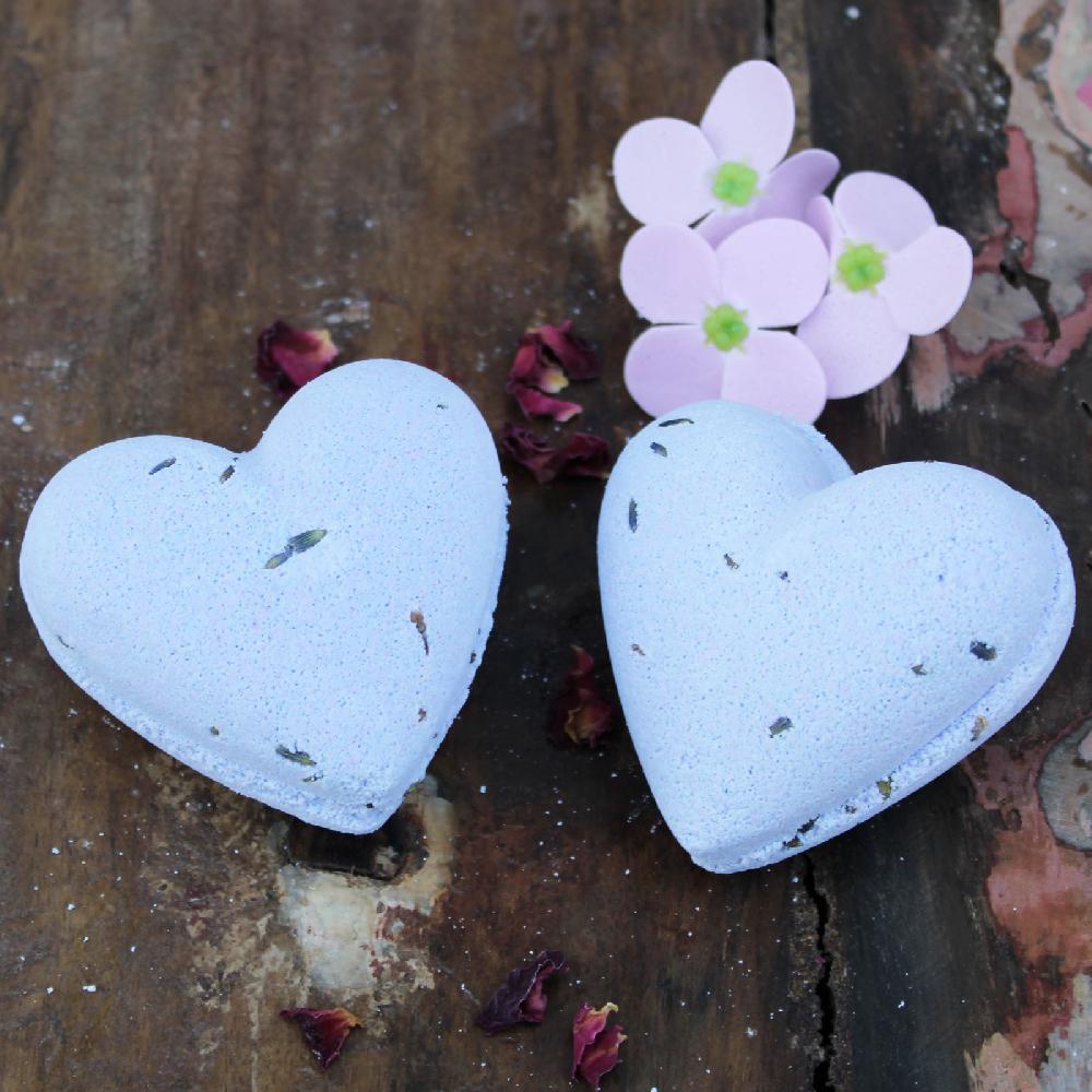 16x Love Heart Bath Bomb 70g - French Lavender
