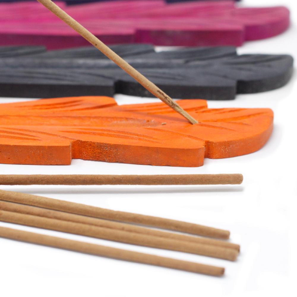 20x Leaf Coloured Ashcatcher 10" - Mango Wood