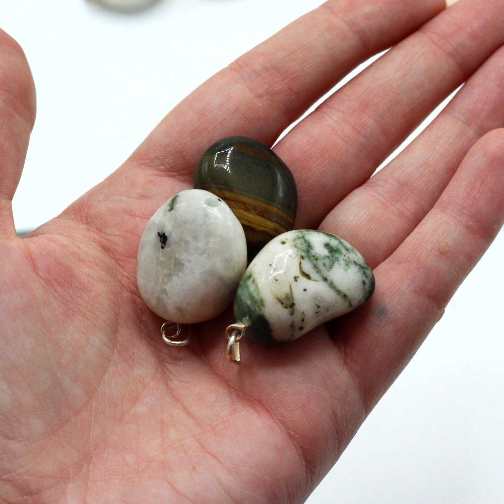 20x Mixed Silver Plated Crystal Tumbled Stone Pendants