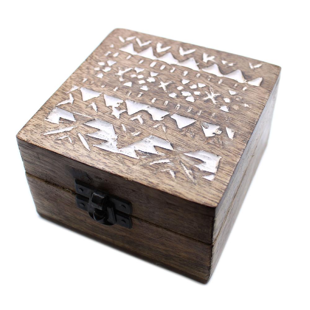 2x White Washed Wooden Box - 4x4 Slavic Design