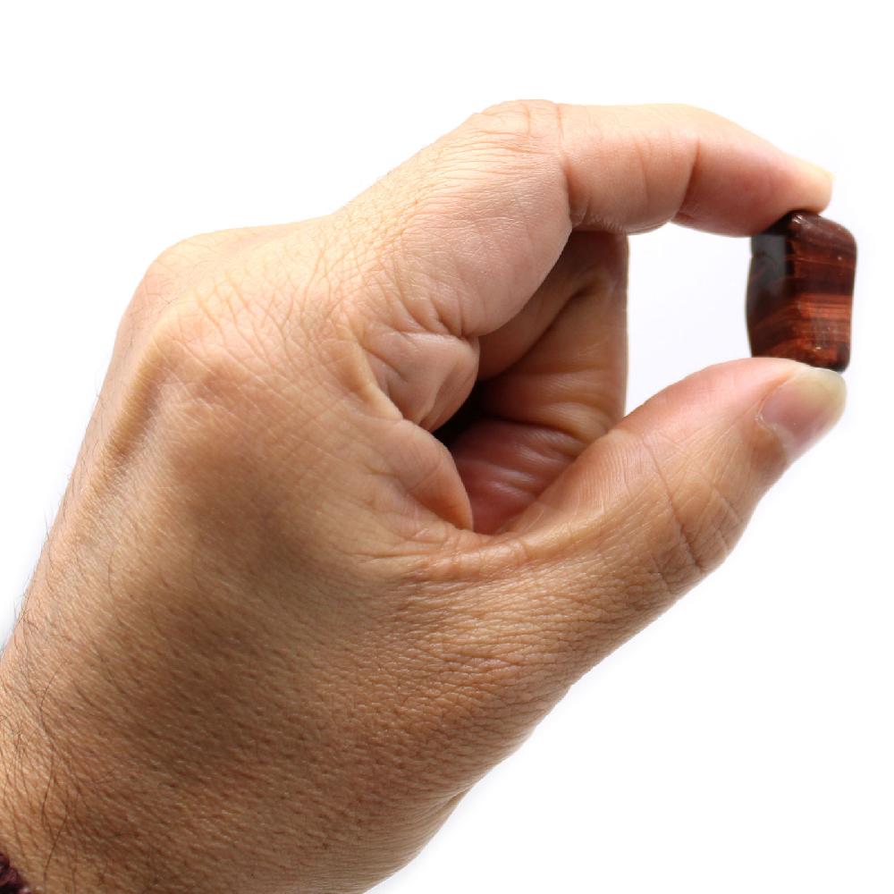 24x M Tumble Stone - Red Tiger Eye
