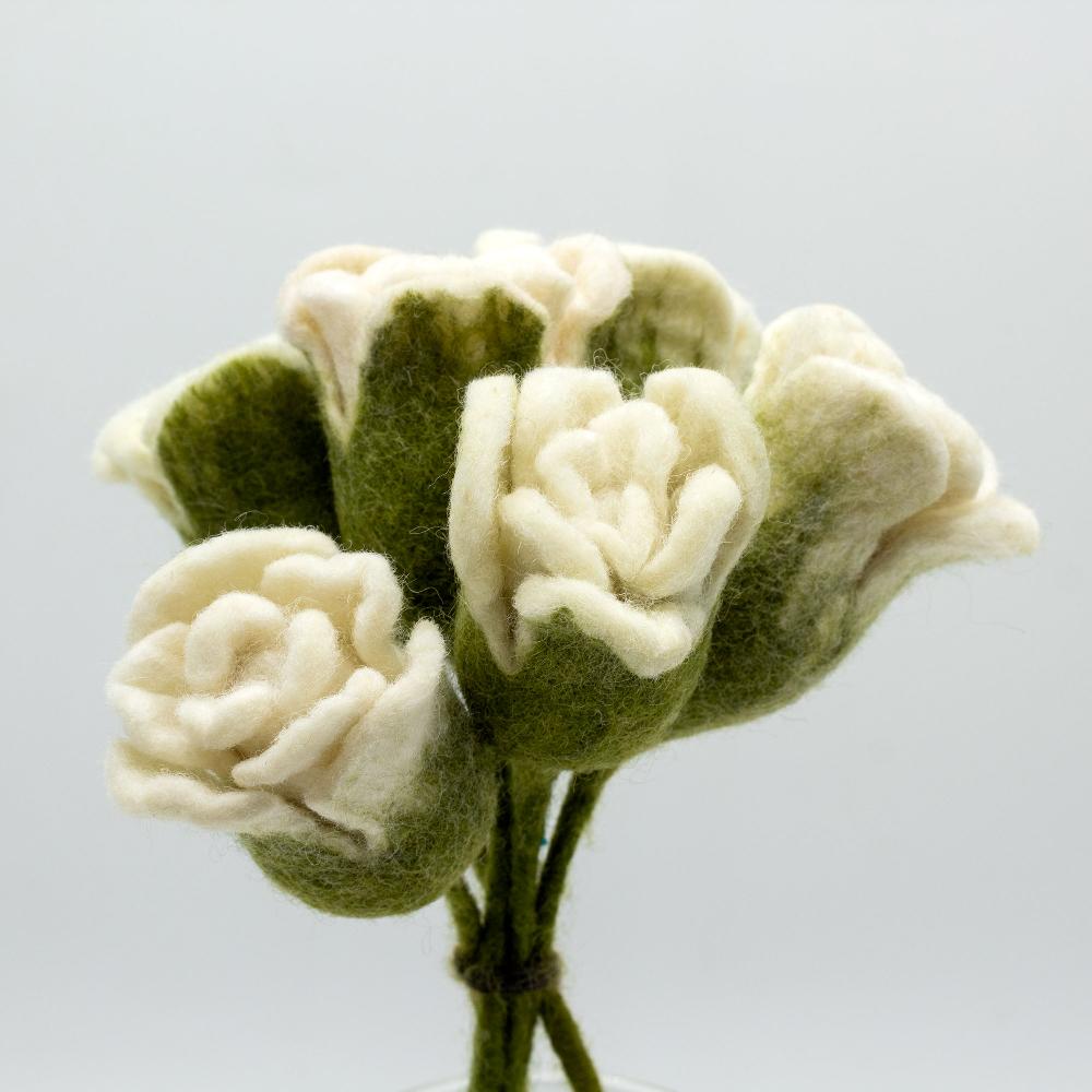 6x Felt Flowers - White Roses