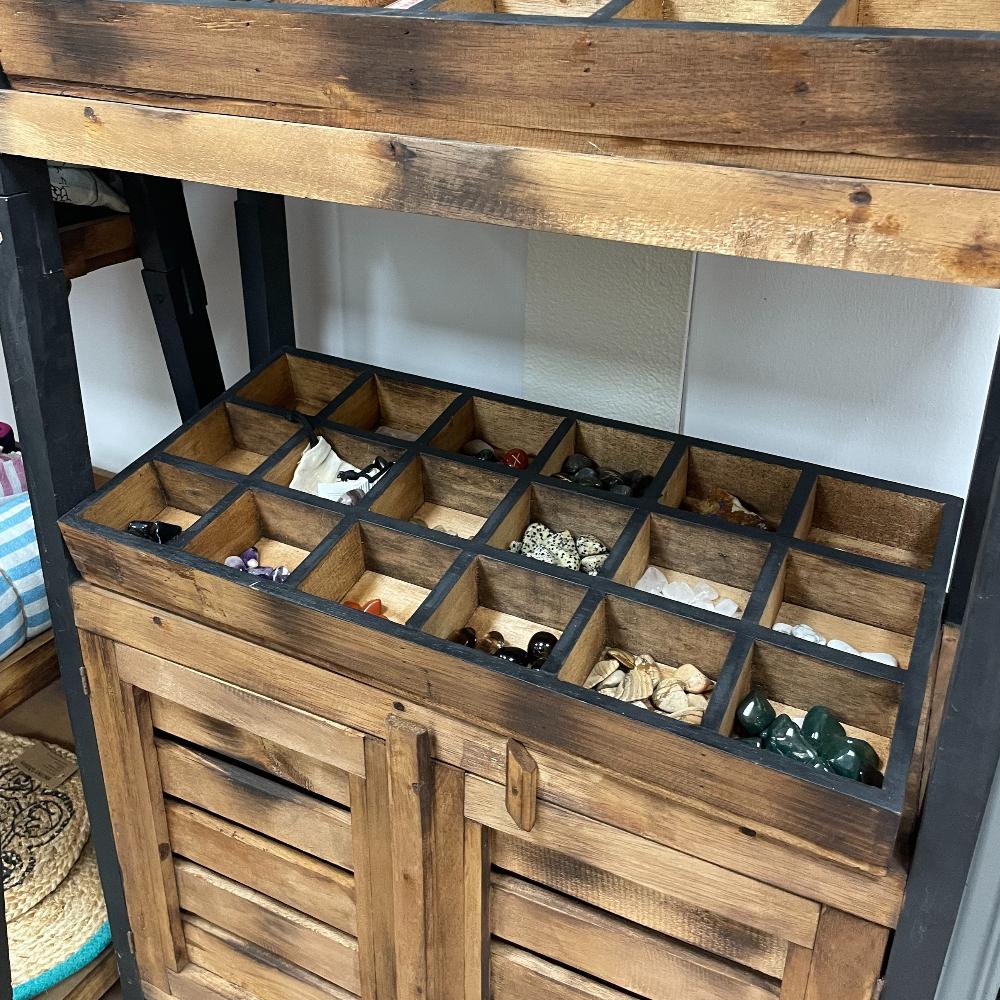 Display Tray - 18 Compartments