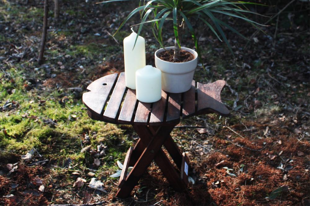 Folding Fish Chair - Dark Wood