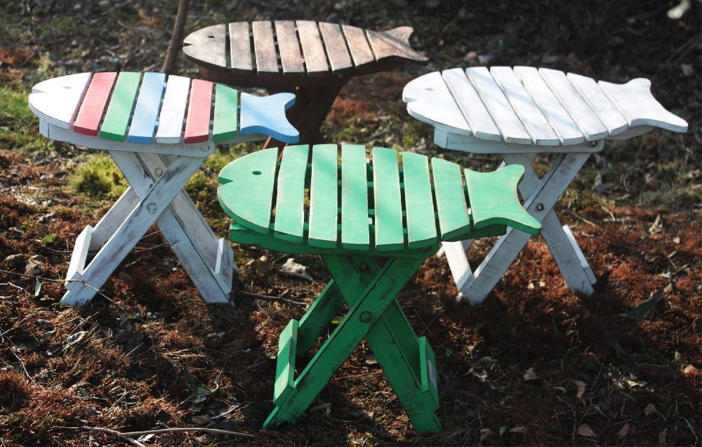 Folding Fish Chair - Dark Wood