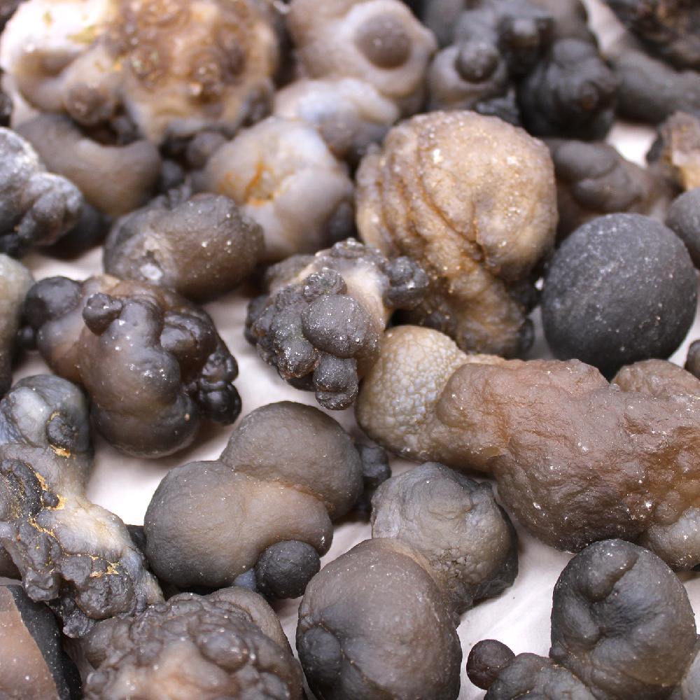 Mineral Specimens - Calsidone (approx 100 Pieces)