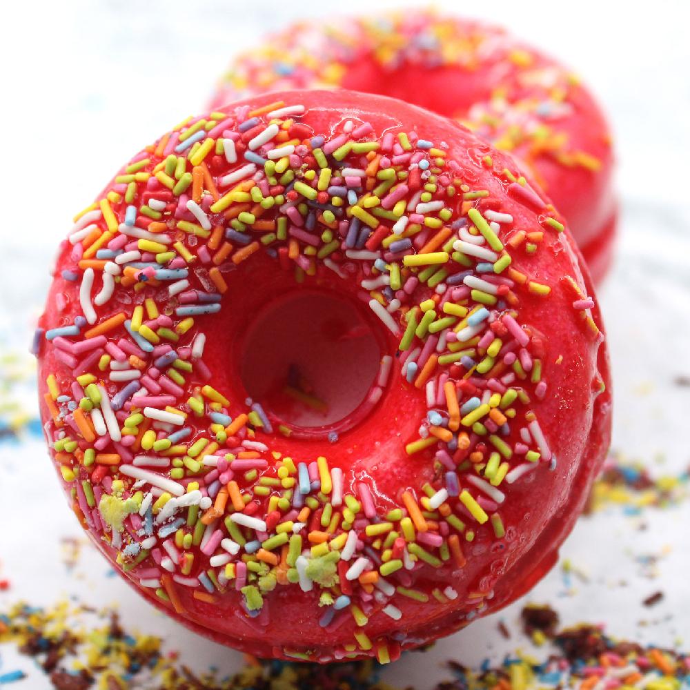 16x Strawberry & Banana Bath Donuts