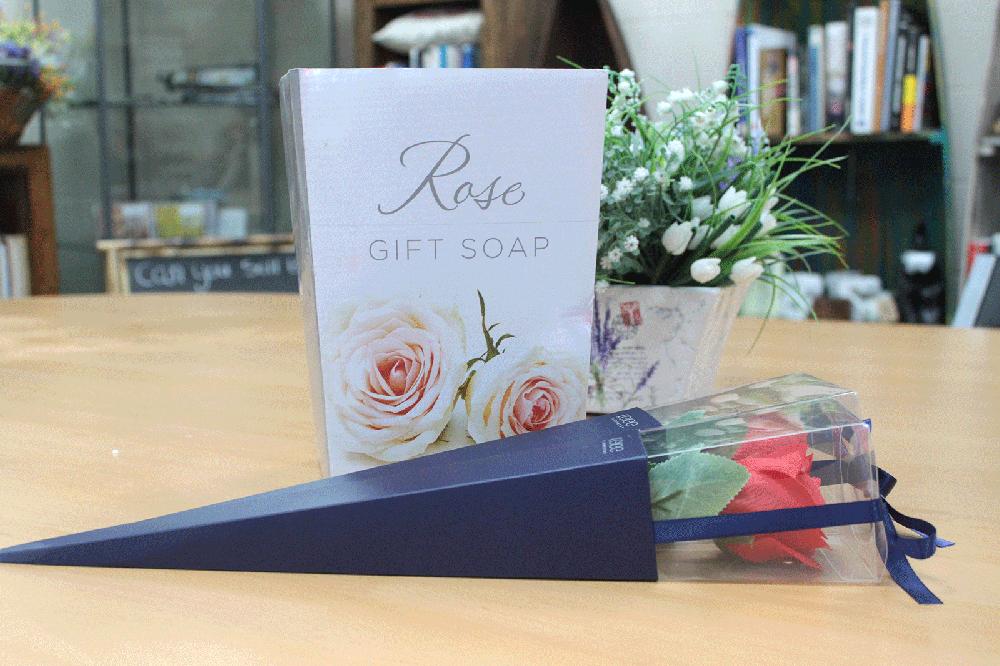 Display Stand For Single Roses