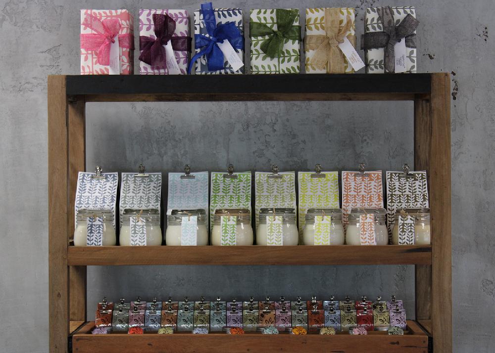 Body Wash Lotion & Scrubs Starter And Stand