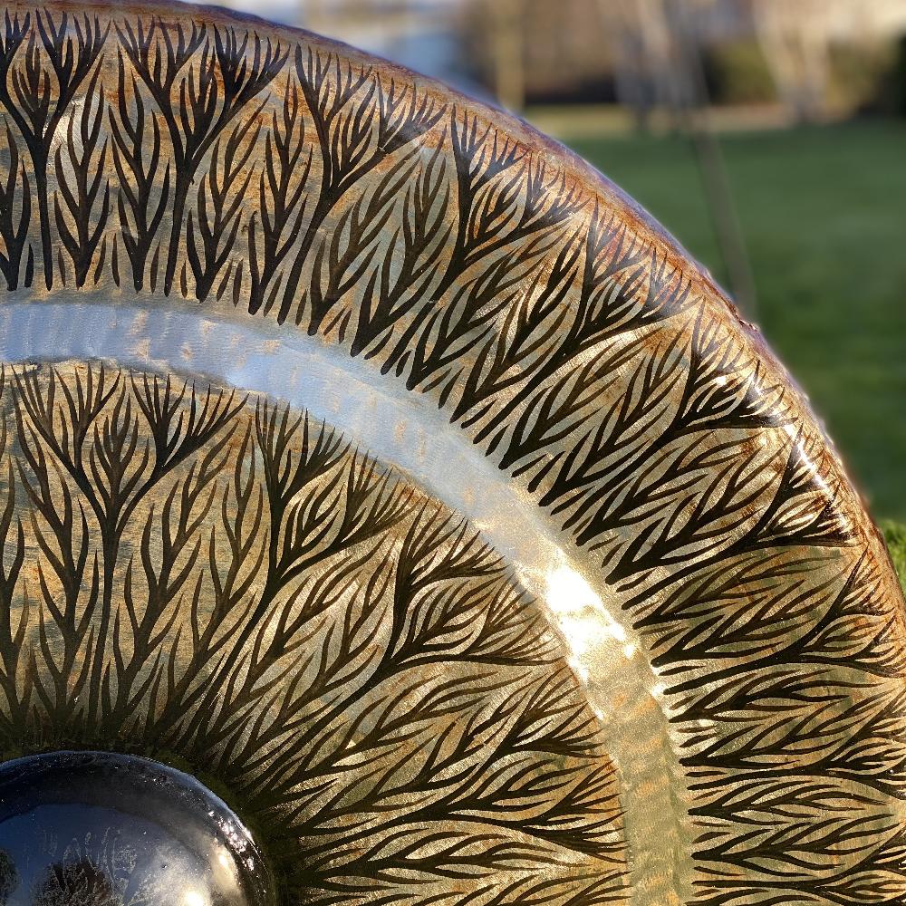 Large Gong In Brown Antique Stand - 80cm - Black - Pattern