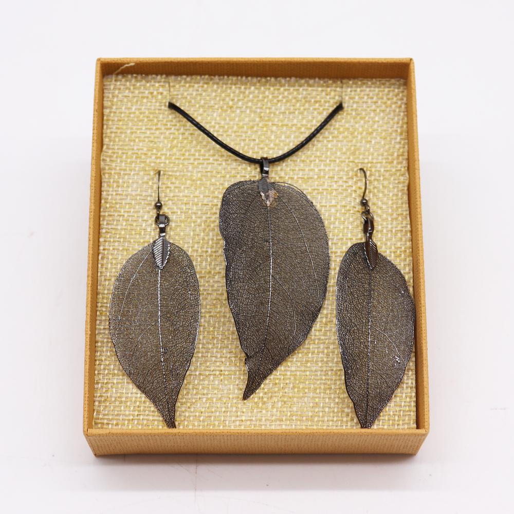 Necklace & Earring Set - Bravery Leaf - Pewter